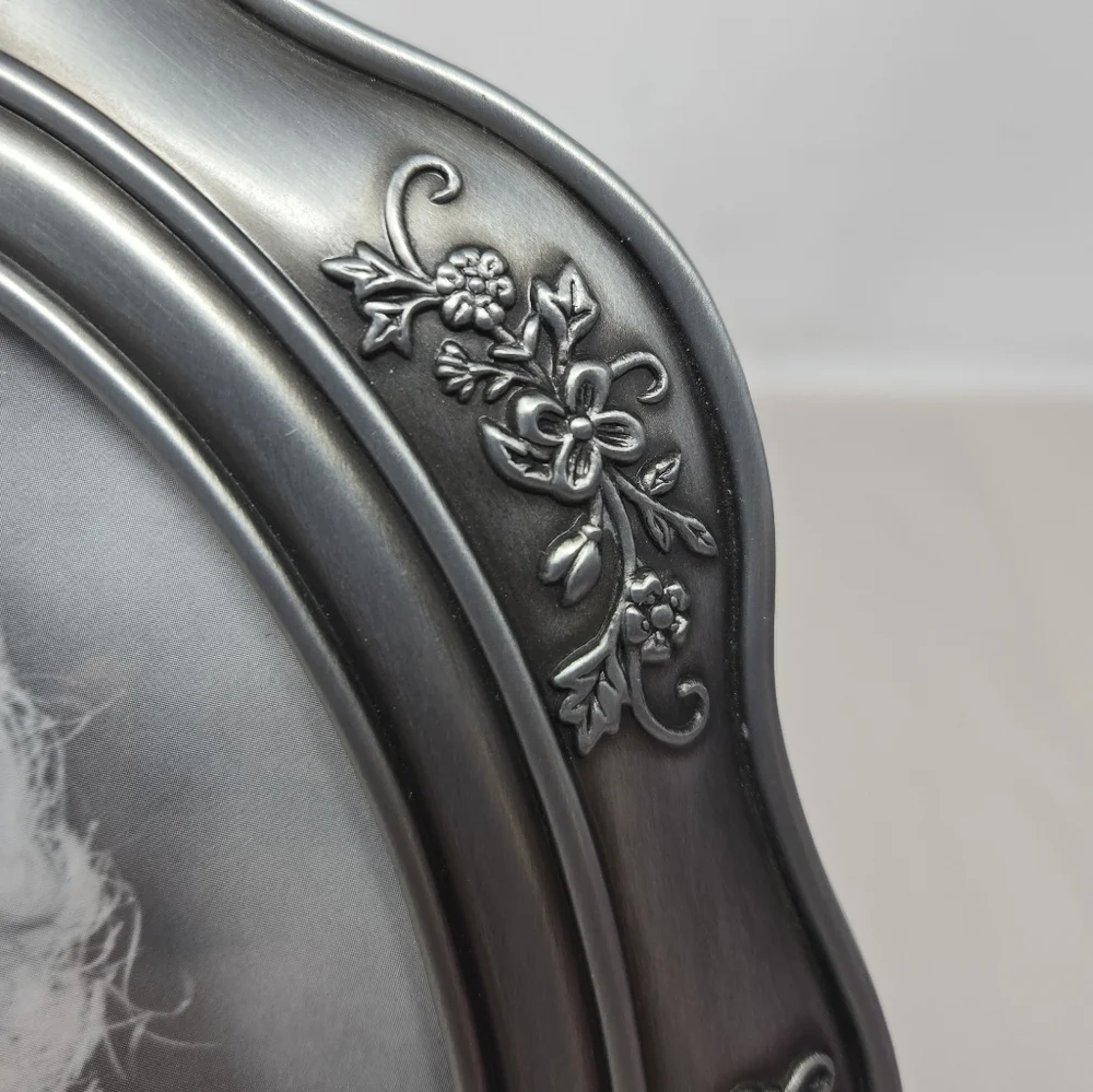 Malden Photo Frames Oval Beautiful Gray Pewter With Roses Flowers-Leaves Family